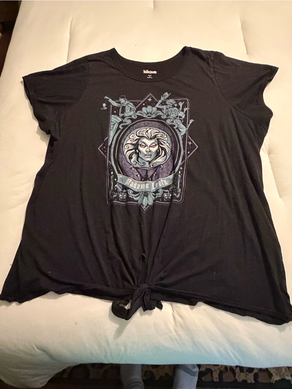 Women’s haunted mansion shirt size 6 but would fit 4XL-5XL